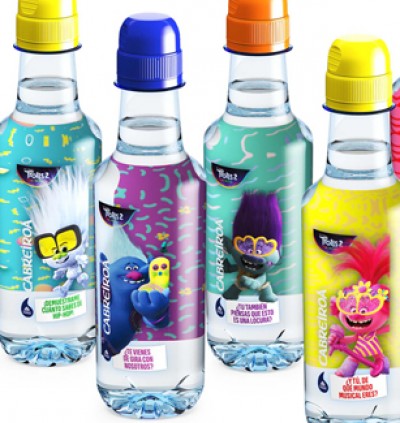 Los Trolls regresan a las botellas de Cabreiroá