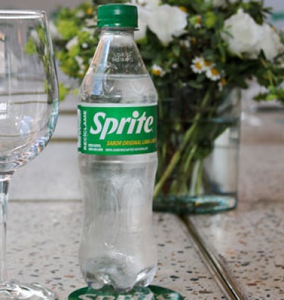 Sprite cambia de color para facilitar su reciclaje