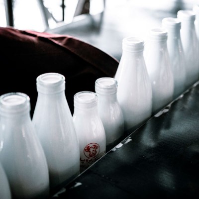 El papel del envase en el sabor de la leche