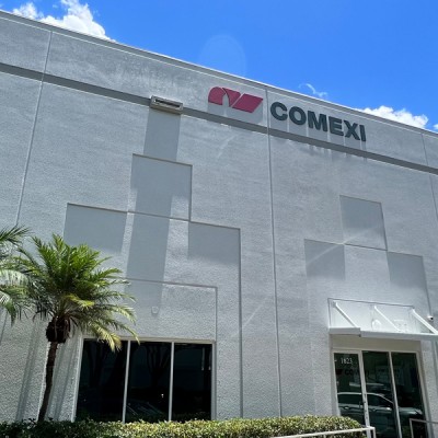 Comexi celebra el 35 aniversario de sus instalaciones en Miami con la apertura de un centro tecnológico